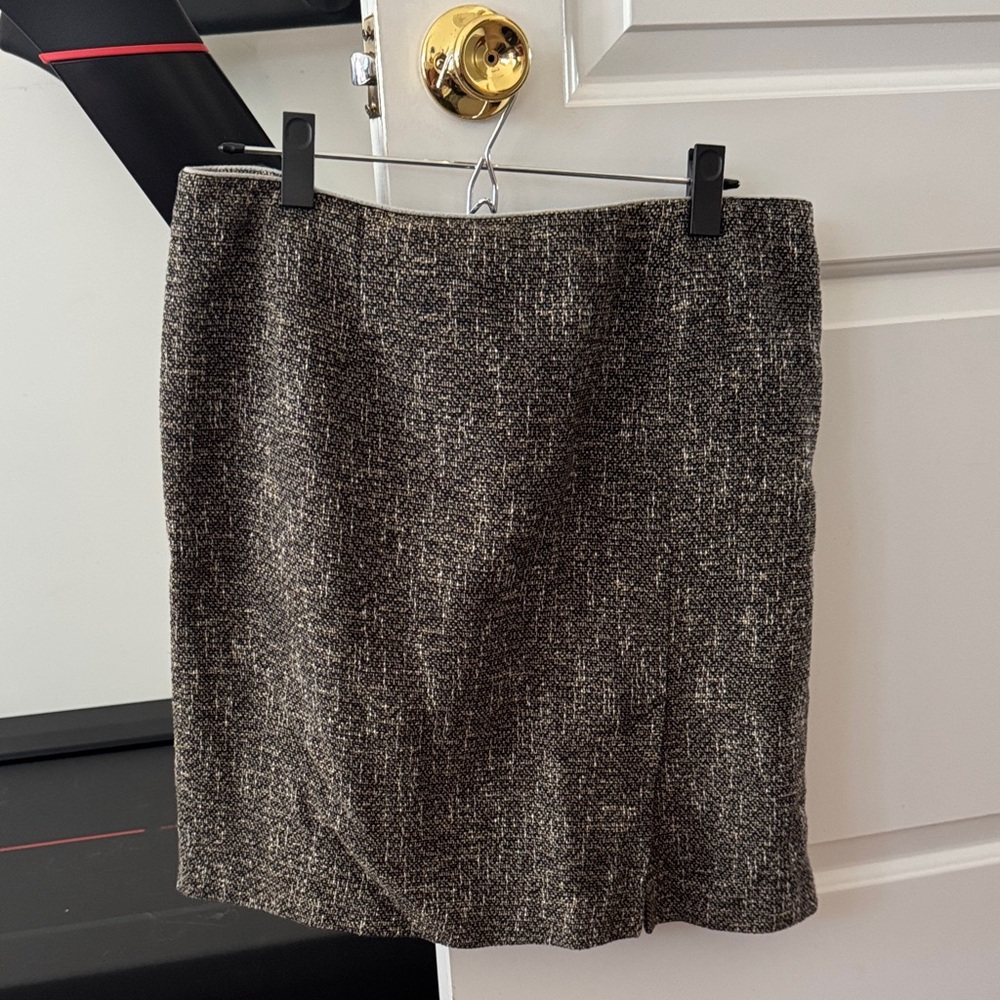 Tweed Pencil Skirt in Black and Cream